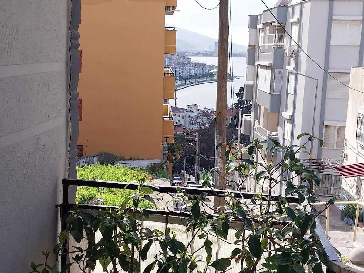 Yesiltepe Budget İzmir 0*,